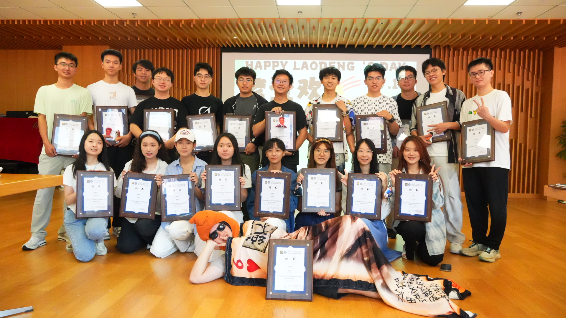 青志队换届大会